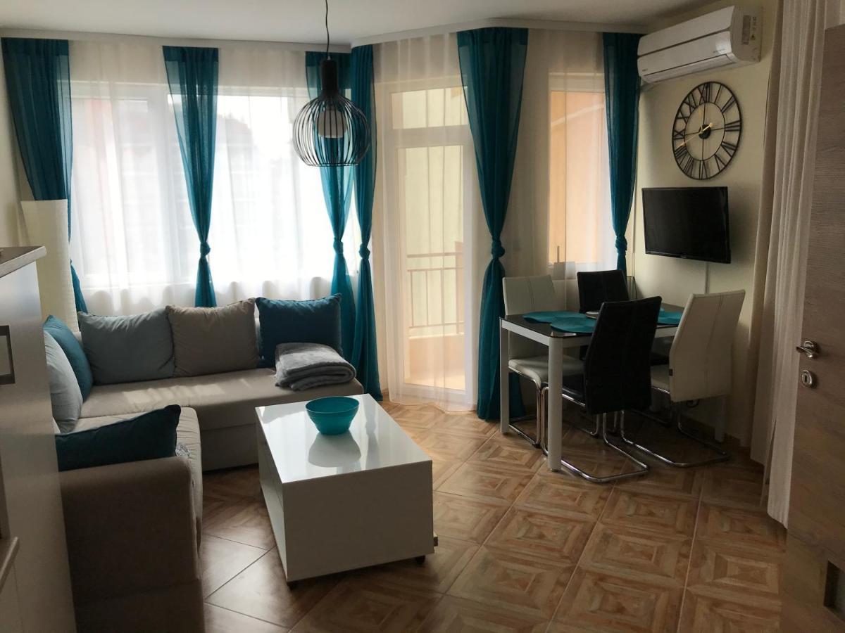 Familienapartment Am Strand In Primorszko Kültér fotó